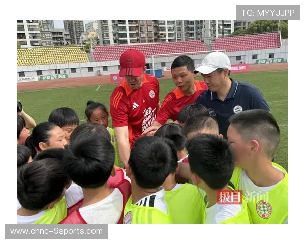 足球俱乐部在青训中提供奖学金与学业支持保障运动员教育权利,足球俱乐部入驻学校方案 足球俱乐部在青训中提供奖学金与学业支持保障运动员教育权利,足球俱乐部入驻学校方案